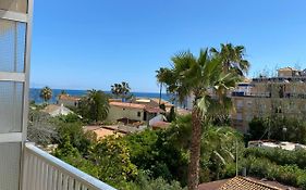 Oasis Apartments Playa Albaranas